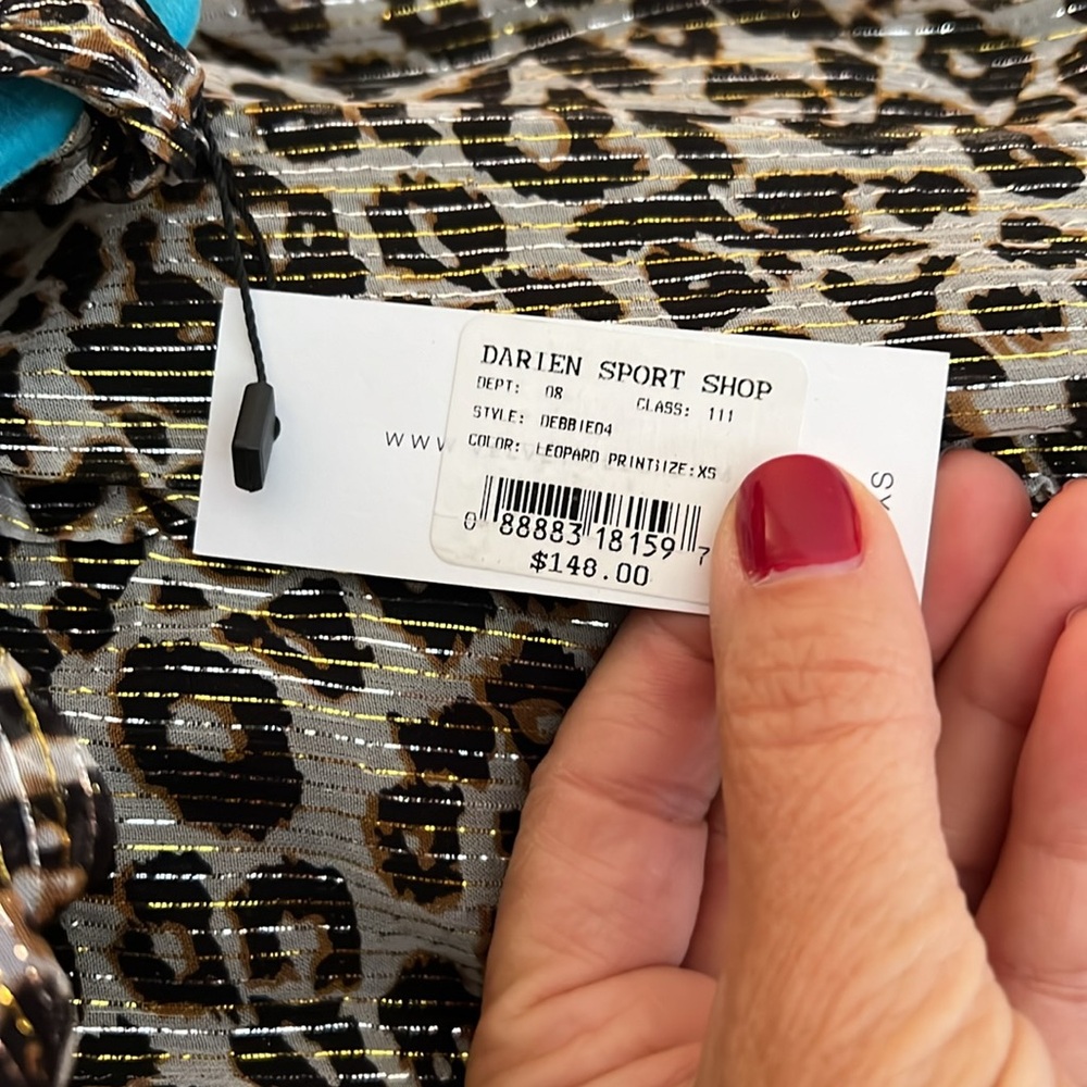 NWT Velvet by Graham & Spencer Leopard/Metallic Top, Size XS - Picture 4 of 8